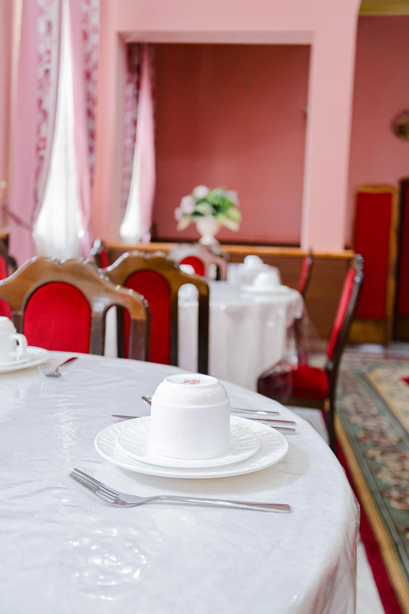 Yangi Sharq Hotel Samarkand Ngoại thất bức ảnh