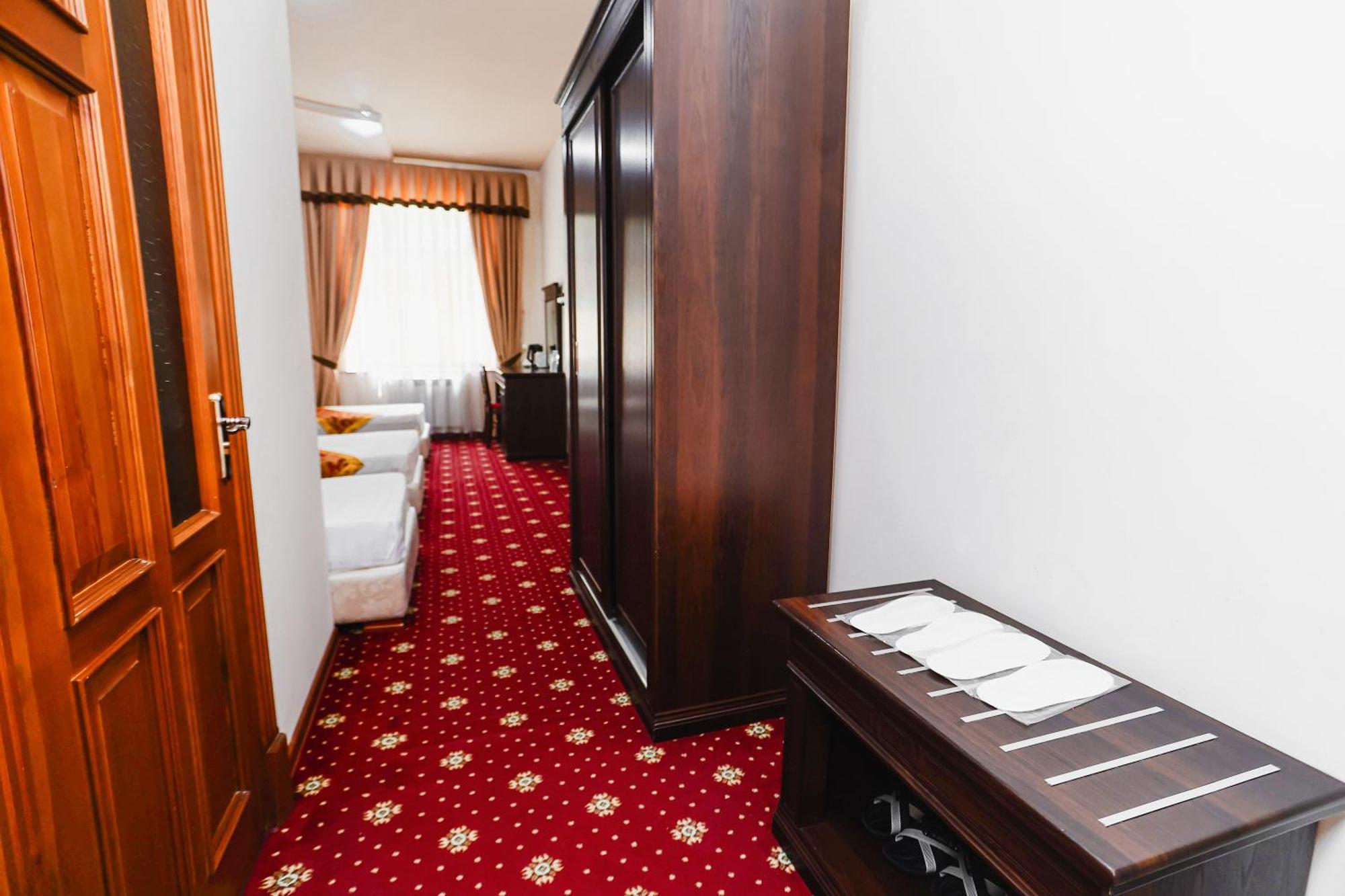 Yangi Sharq Hotel Samarkand Ngoại thất bức ảnh