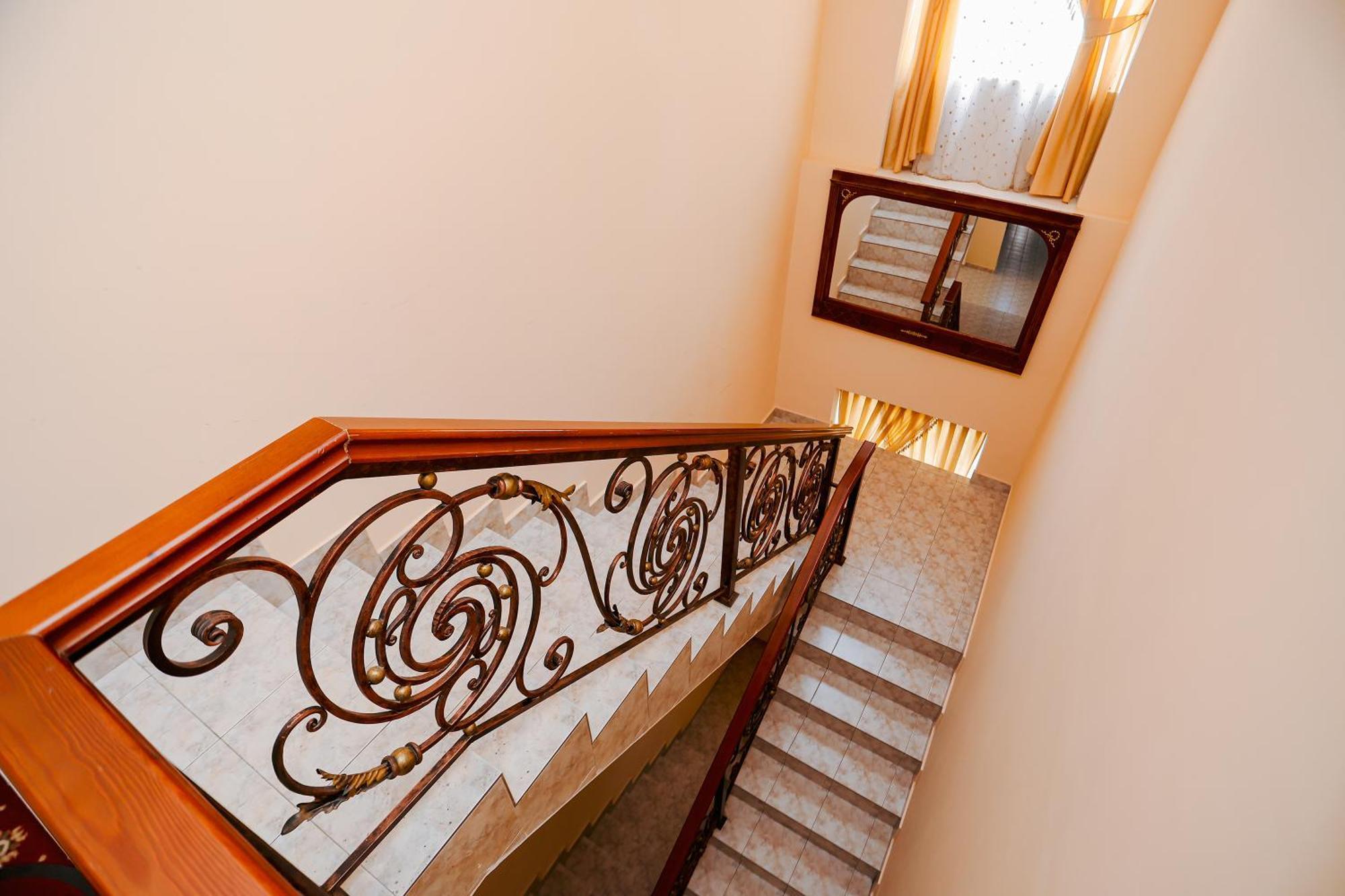 Yangi Sharq Hotel Samarkand Ngoại thất bức ảnh